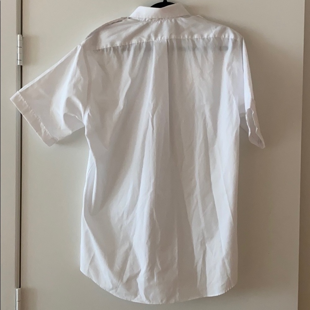 Van Heusen Short Sleeve Non-Iron Pilot Shirt - Picture 5 of 8